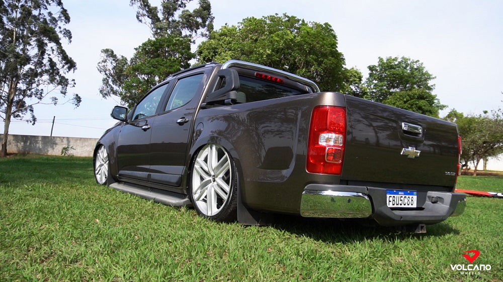 Roda Aro 22" Tala 8,75 New Strong Six Prata Brilhante