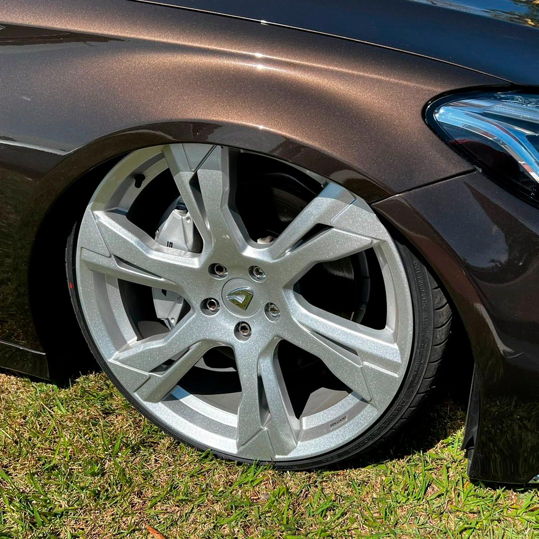 Roda R-DESIGN Aro 20" tala 7,5" Diamantado Prata Brilhante
