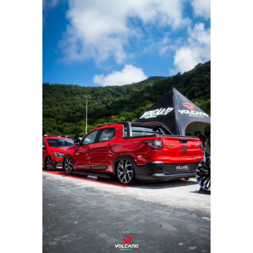 Roda VELAR Aro 18" tala 6" Prata Brilhante