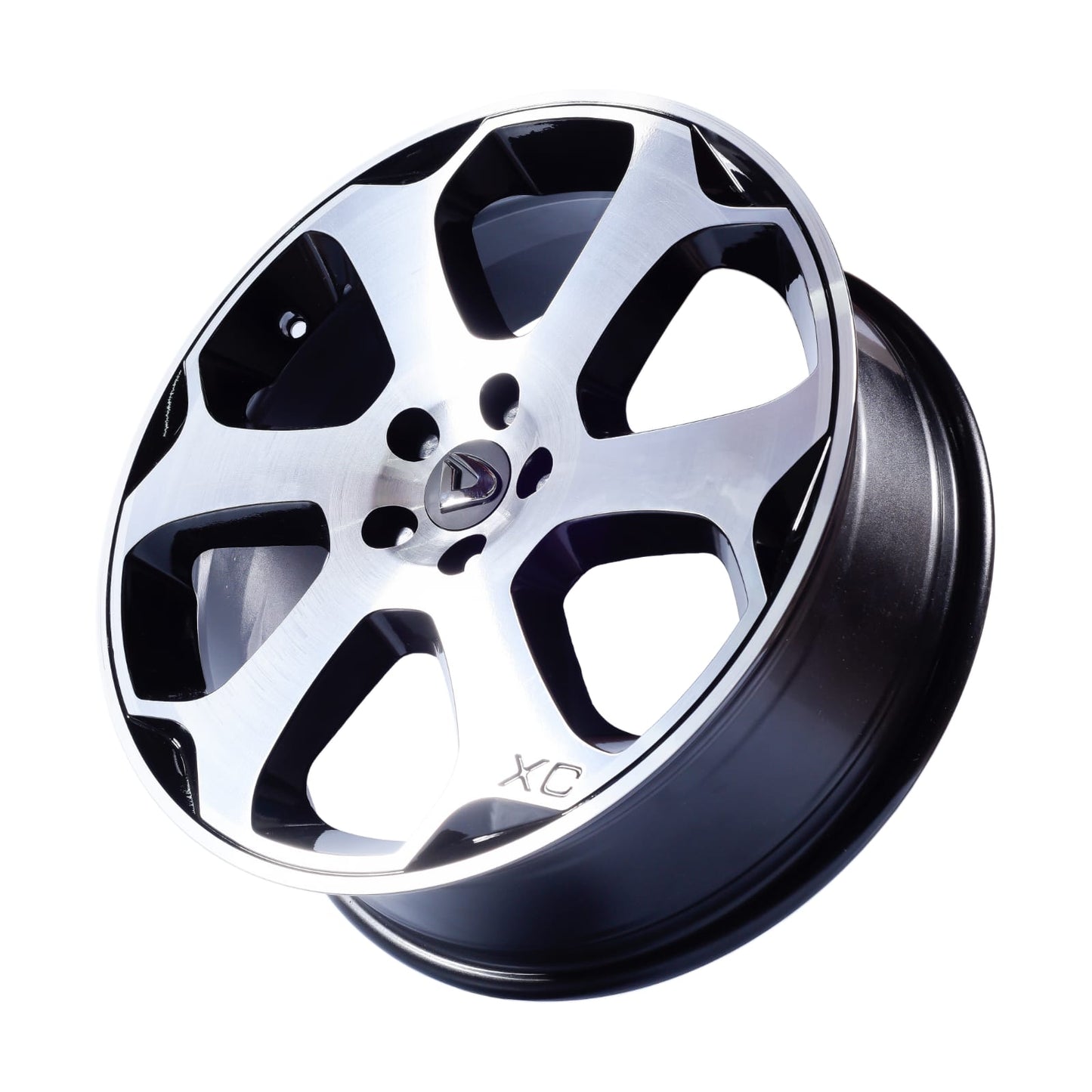 Roda Volcano VIENNA Aro 18" tala 6" Diamantada Total Preto Brilhante