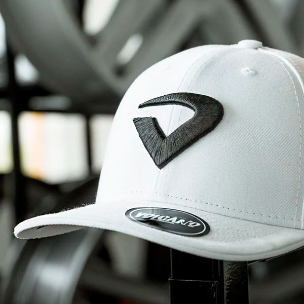 Boné Volcano  Branco Aba Curva
