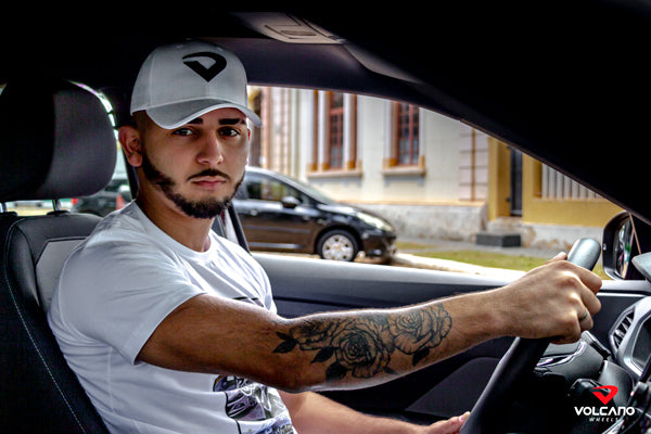 Boné Volcano  Branco Aba Curva