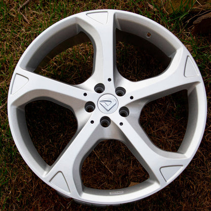 Roda ADVANCE Aro 20" tala 7,5"  Prata Brilhante
