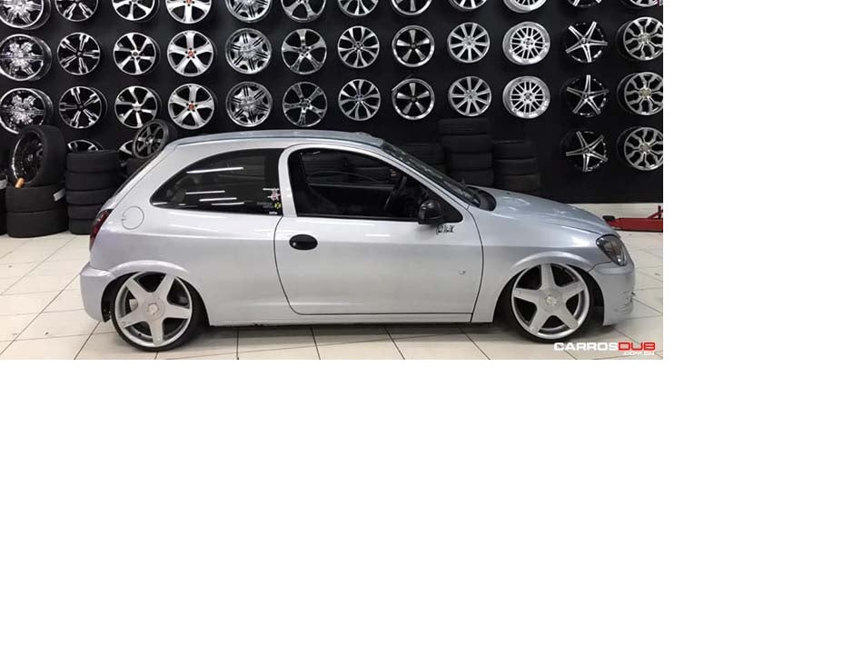 Roda Volcano AXXIS Aro 17" tala 6" Prata
