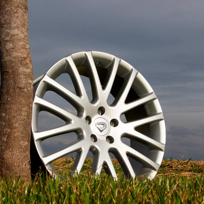 Roda Volcano Limited 20" tala 7,5" Prata Brilhante