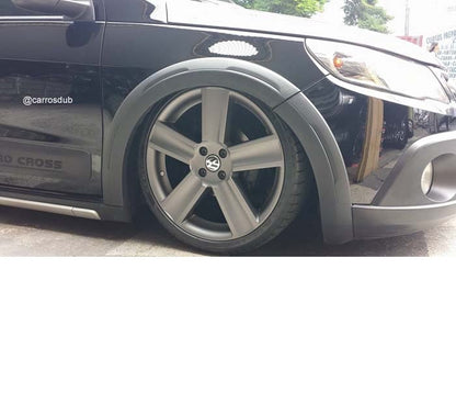 Roda Volcano V80 Saveiro G5 - Aro 18" tala 6" Grafite Fosco